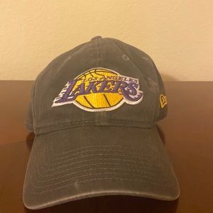 Grey Strapback, Los Angeles Lakers, Dad Hat.